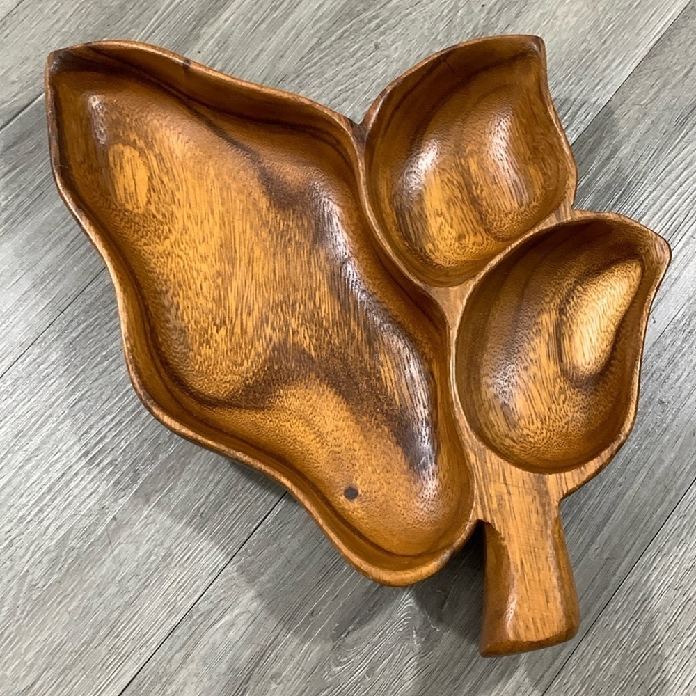 Monkey‎ Wood Leaf Carved 3 Section Bowl